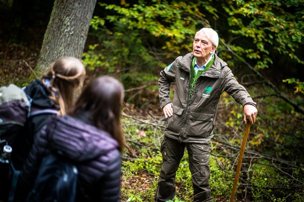 Wanderführer Heinz Tschernisch